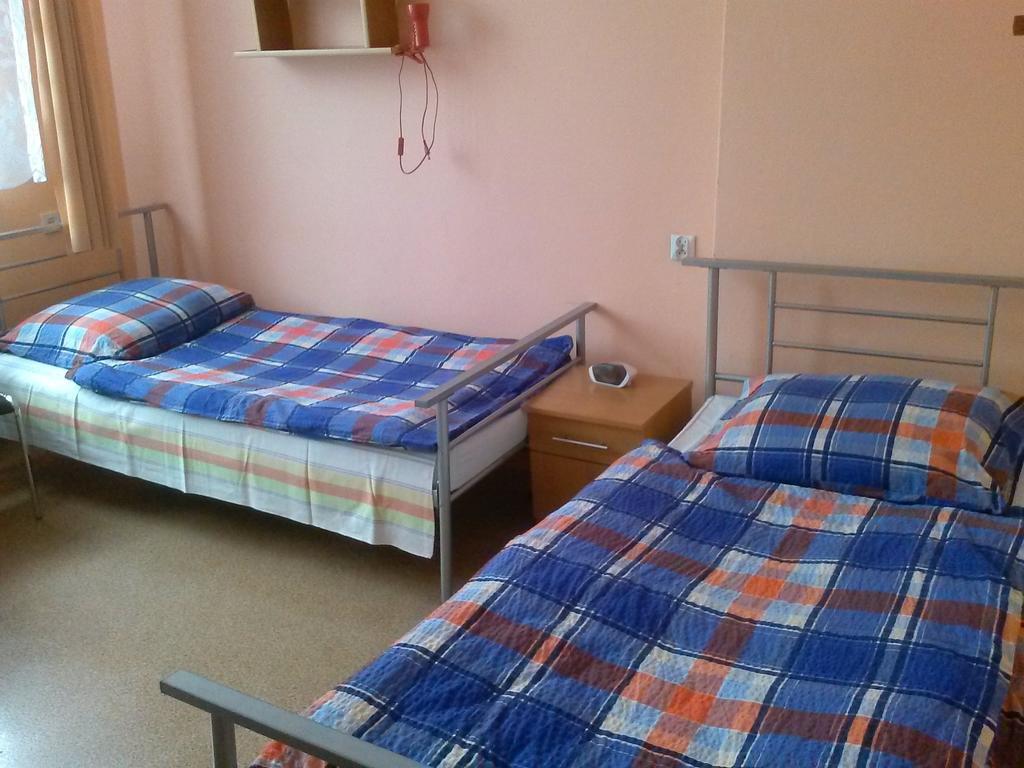 Pod Zielonym Kogutem Hostel Duszniki Zdrój Szoba fotó
